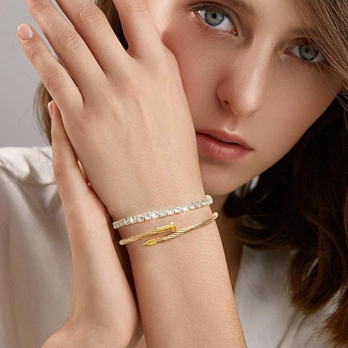 18k Gold Modern Cuff Bangle