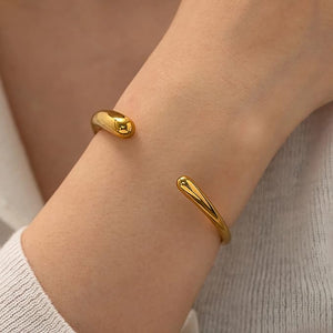 18k Gold Open Polished Cuff Bangle