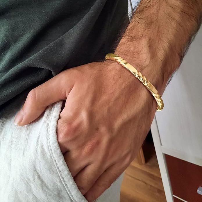 18K Gold Modern Cuff Modern Twist Bangle