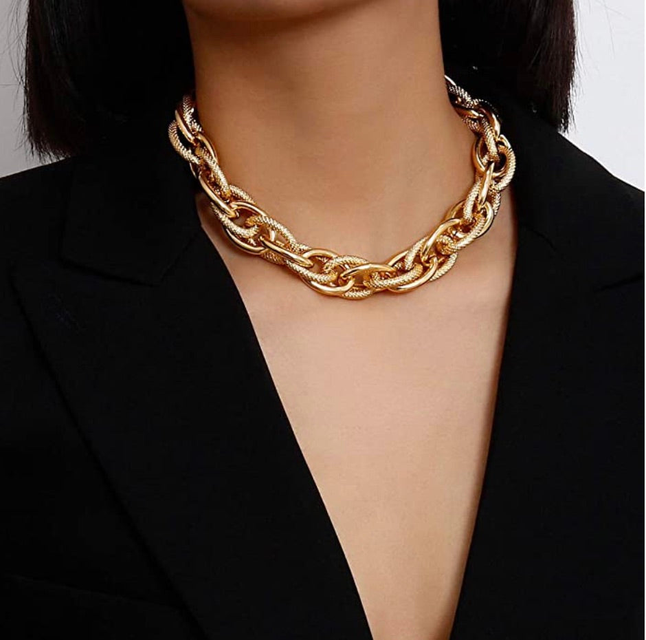 18K Gold Textured Link Necklace