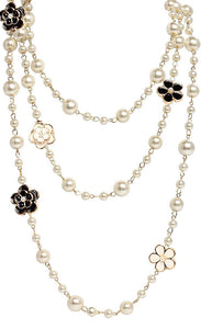18K Gold Black & White Pearl Necklace